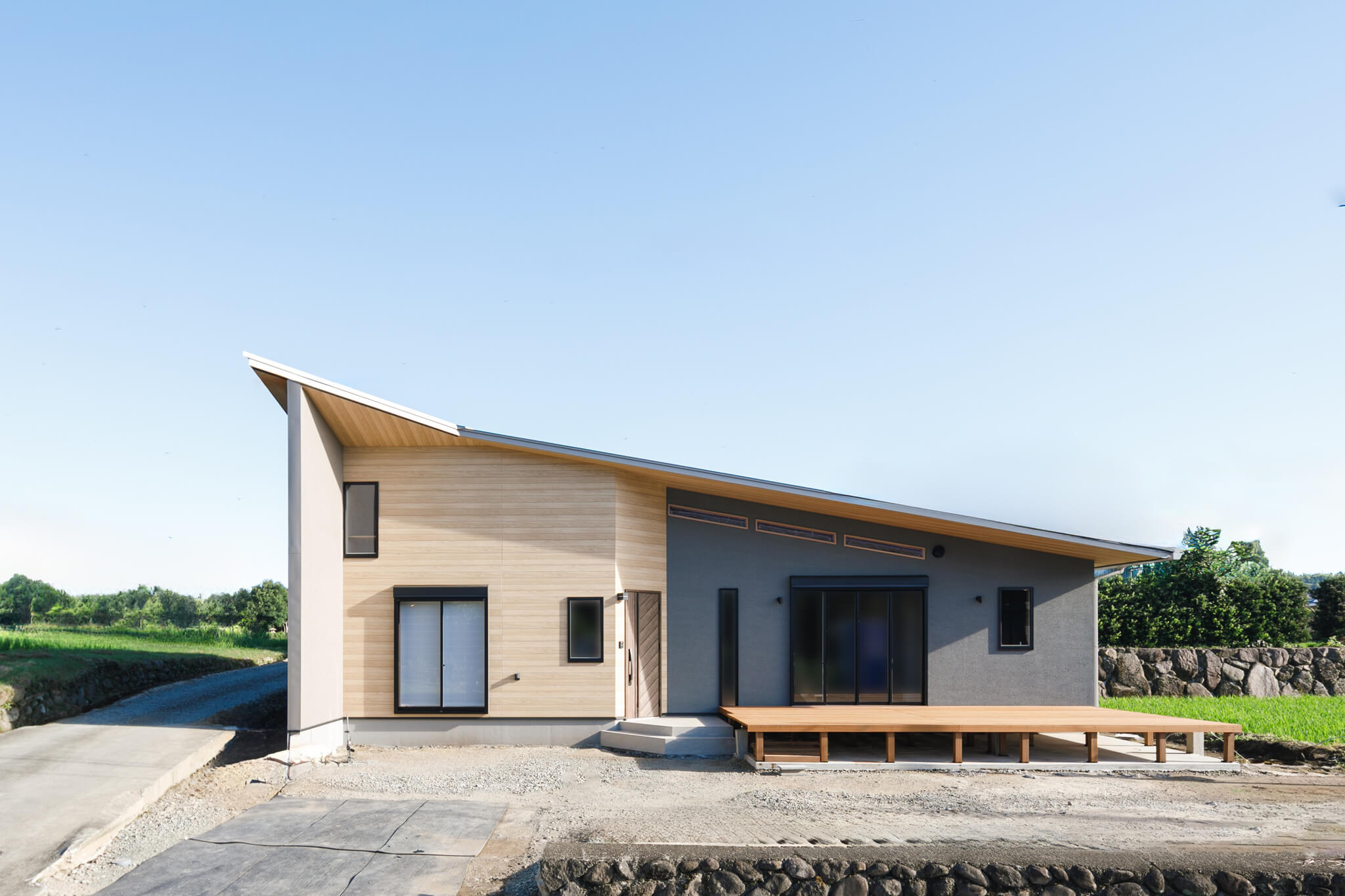 熊本県菊池市にある株式会社ビルビート ふわり建築設計スタジオの、建築家が作った平屋の完成見学会を実施中。